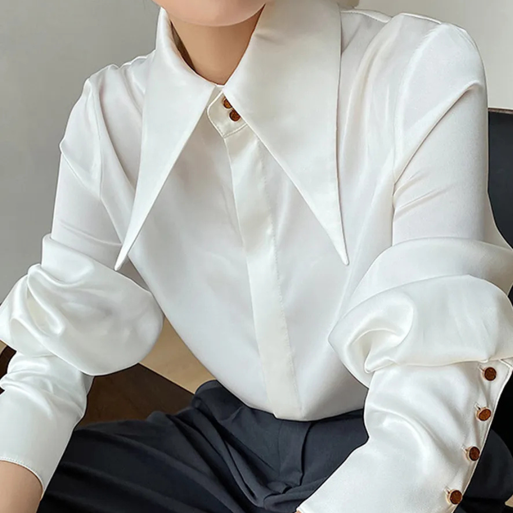 Women | High-collared button-down shirt